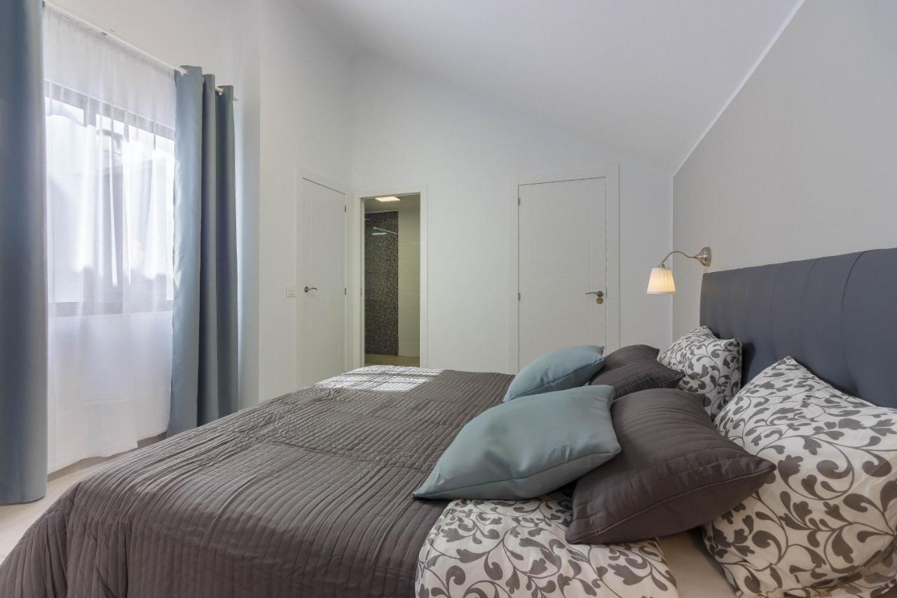 Luxury Duplex In Los Cristianos , 6 Pax ภายนอก รูปภาพ