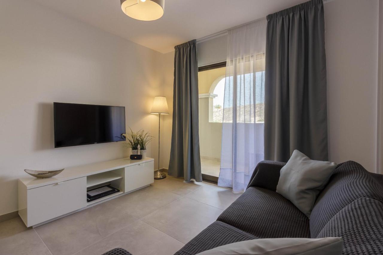 Luxury Duplex In Los Cristianos , 6 Pax ภายนอก รูปภาพ