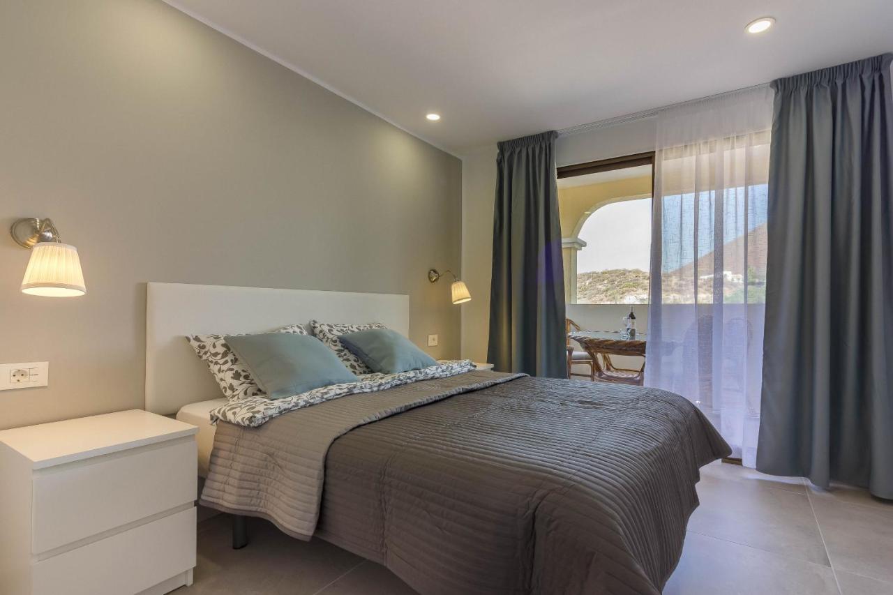 Luxury Duplex In Los Cristianos , 6 Pax ภายนอก รูปภาพ